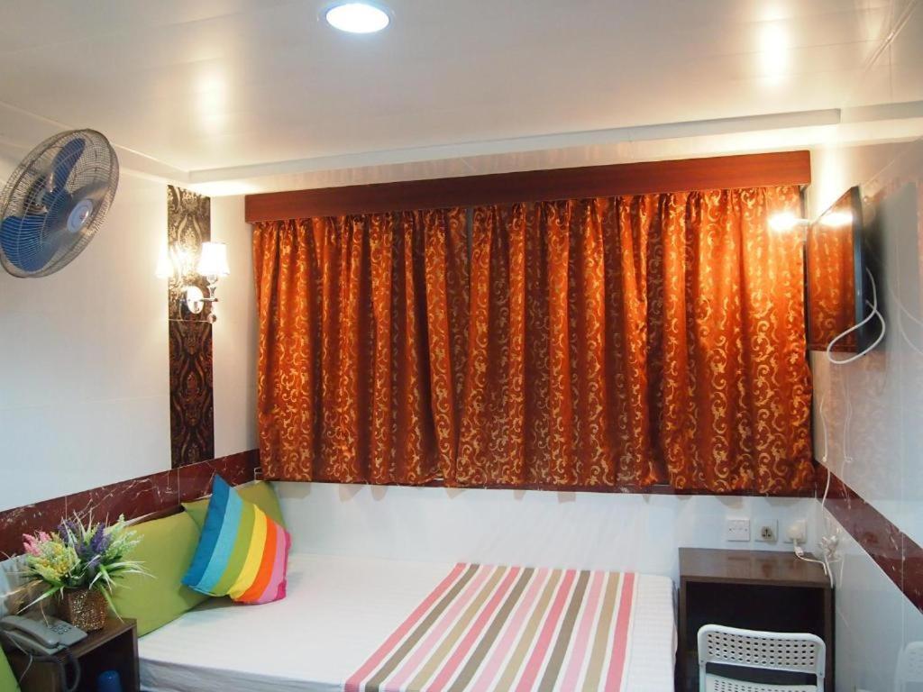 Rhine Guest House Hong Kong Exterior photo