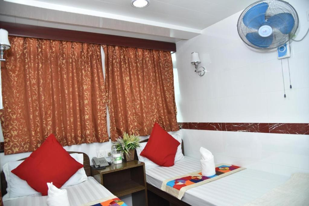 Rhine Guest House Hong Kong Exterior photo